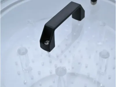 Bubble Leak Tester on Medical Device Packaging Testing Image 2